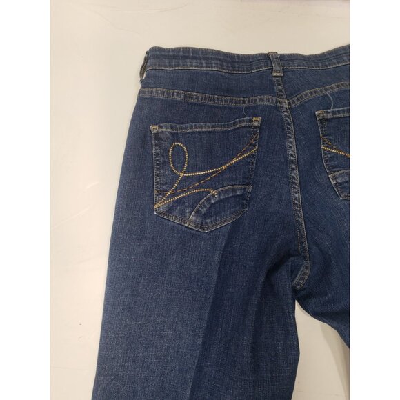 Lee Sinfully Soft Jeans Women’s Straight Leg Mid Rise Denim Blue Jeans 8 Medium - Picture 13 of 16